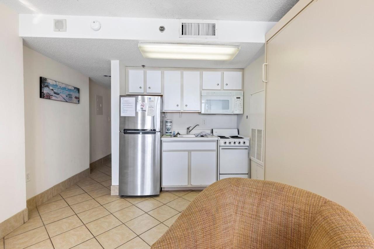 Beachfront Condo W Balcony In 默特尔比奇 外观 照片